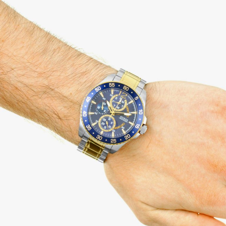 GUESS-W0797G1-768×768
