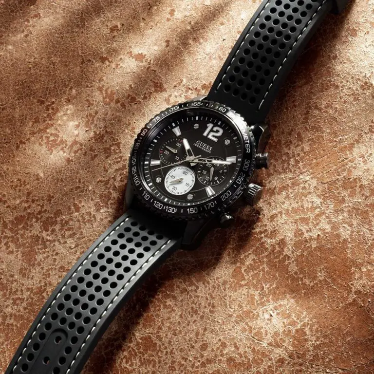 W0971G1-GUESS_maroc-montre-768×768.jpg