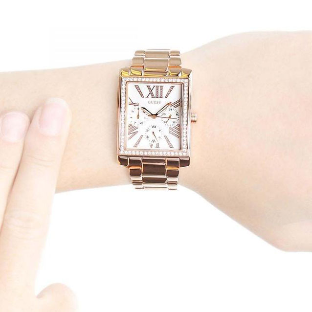 guess-w0446l3-2_720x720