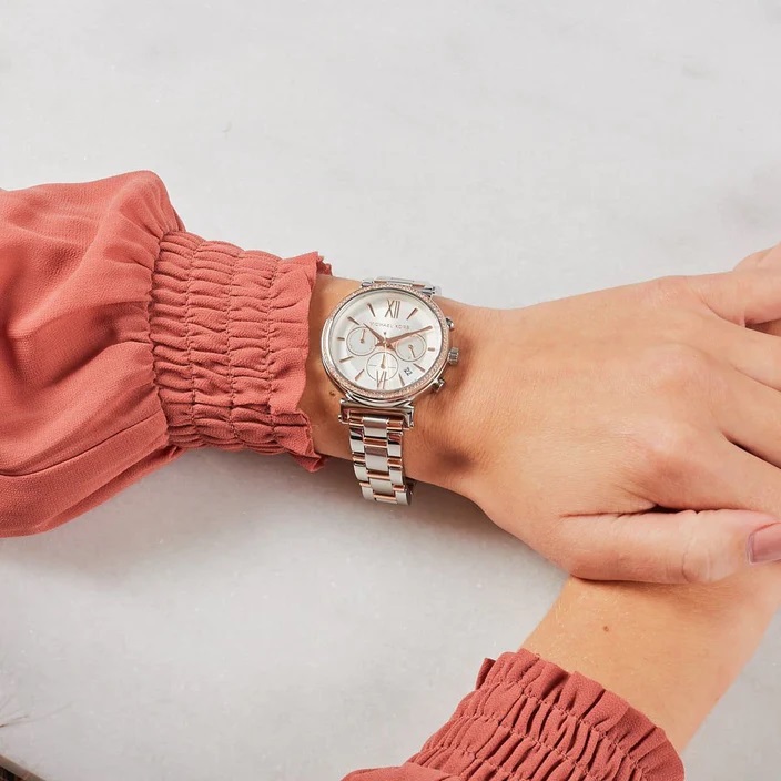 mk6558-michael-kors-watch-women-silver-metal-sofie-hand-6_704x704