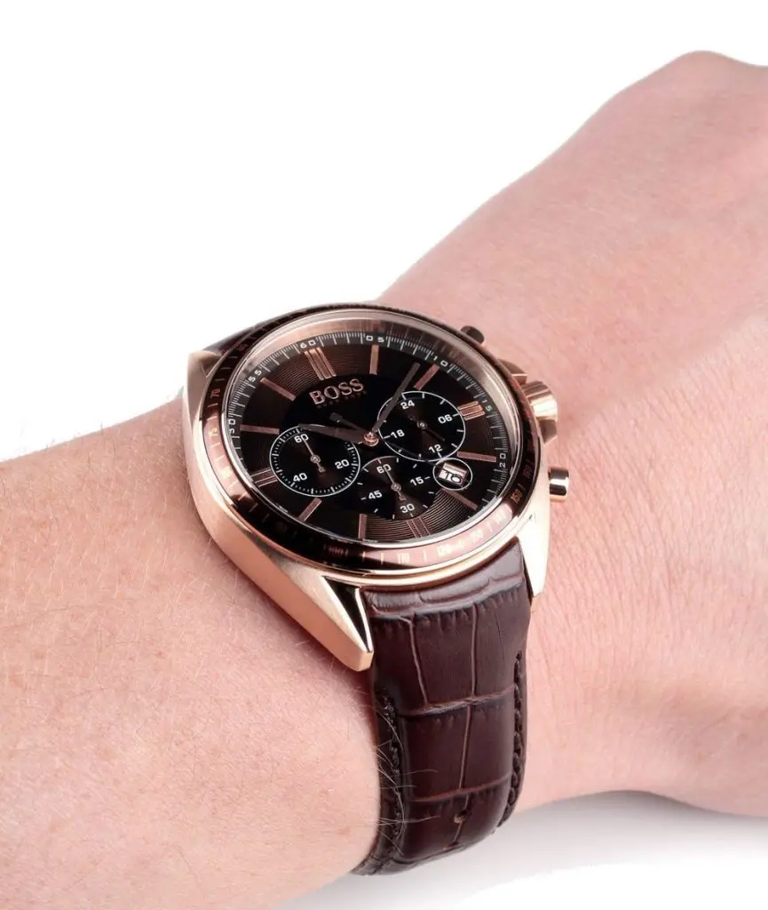 montre-homme-hugo-boss-1513093-quartz-chronographe-bracelet-cuir-marron-865×1024.jpg