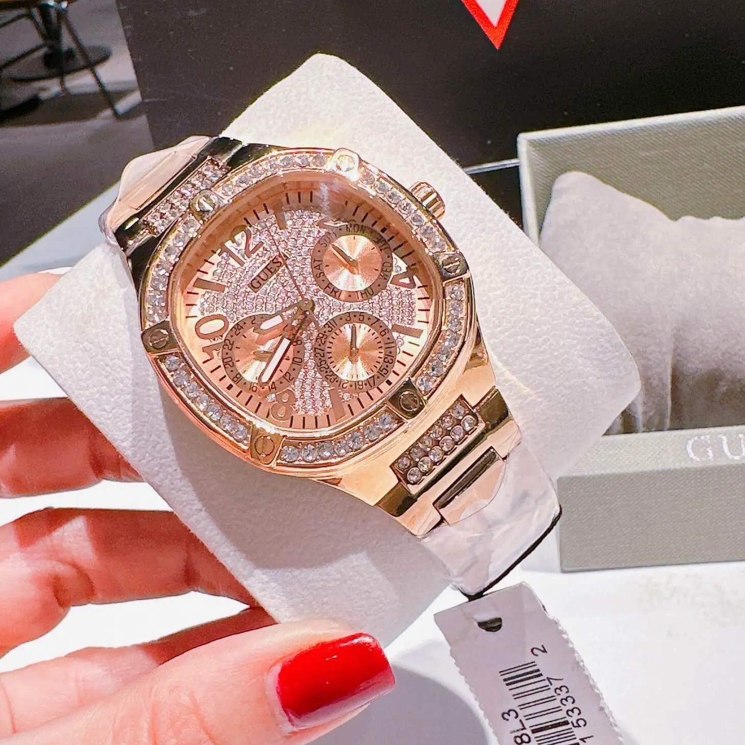 dong-ho-nu-guess-gw0558l3-vo-rose-gold-size-40mm-3